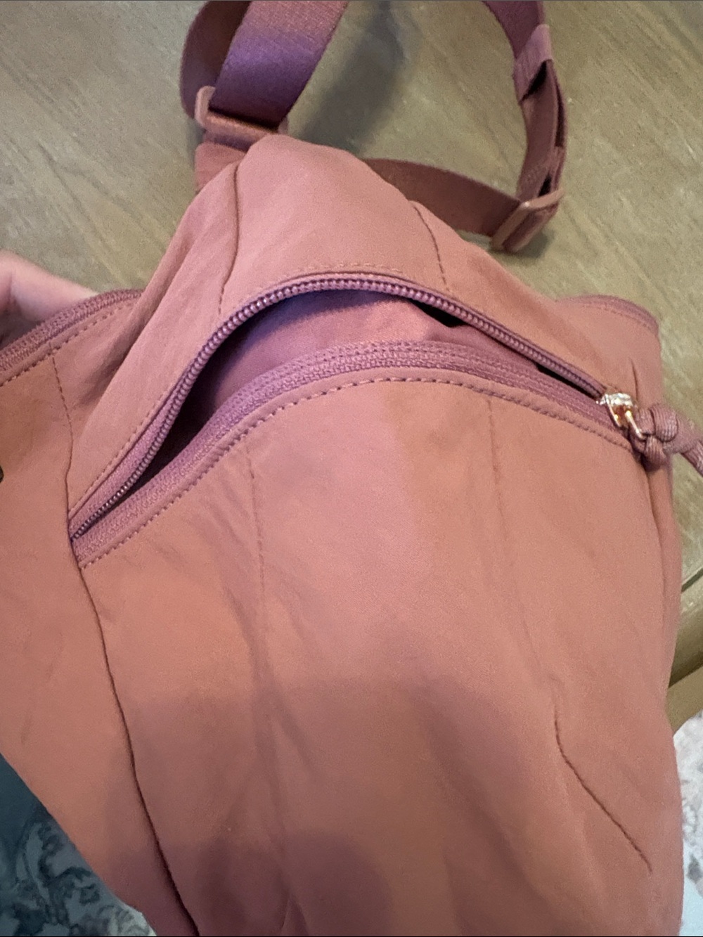 lululemon athletica Mauve-Pink Crescent Shoulder Bag - Picture 6 of 8